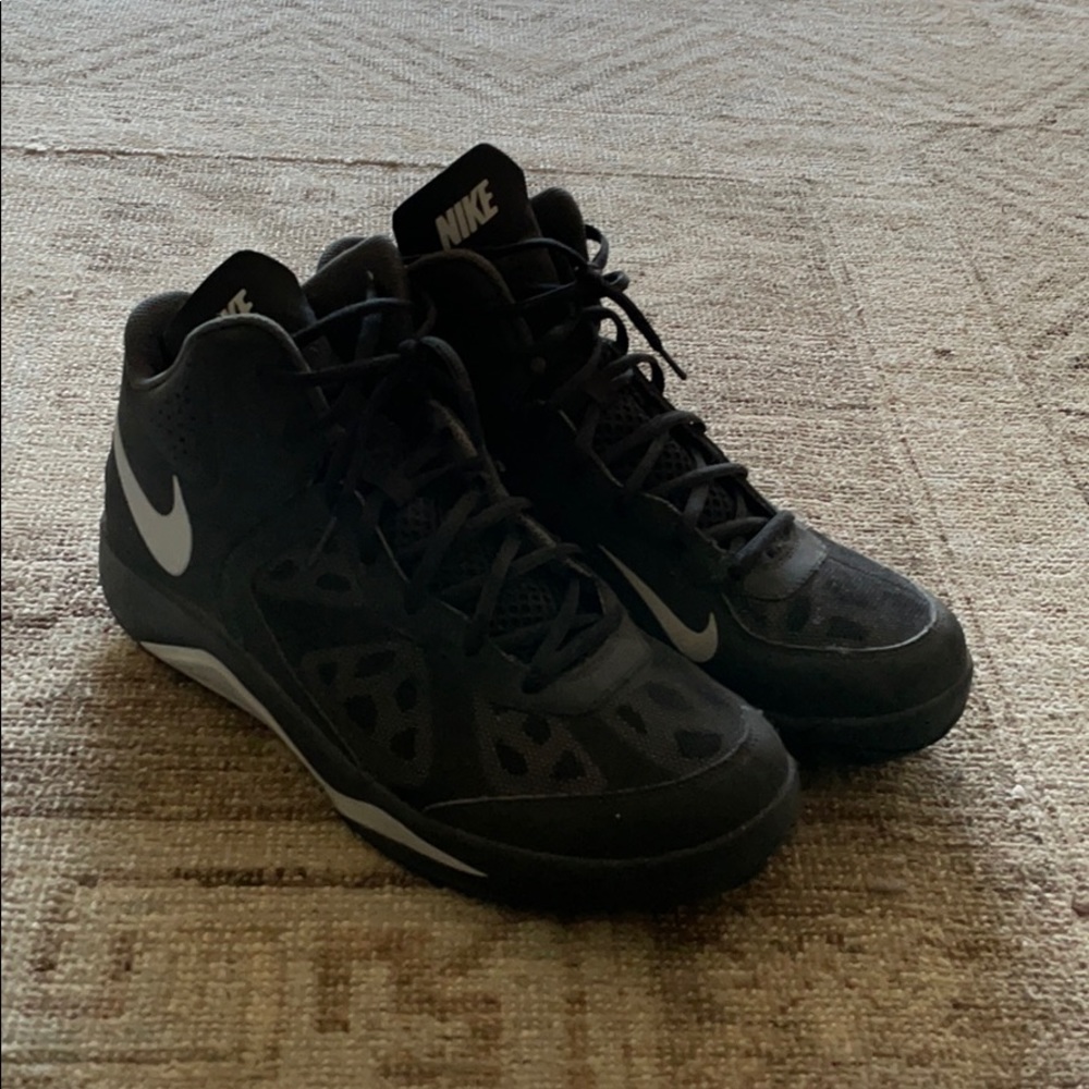 Nike QualFusion Men’s Size 12 Shoes